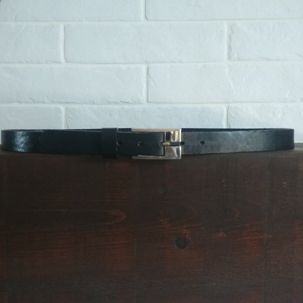 Vintage Danier Italian leather made in Canada black belt silver buckle